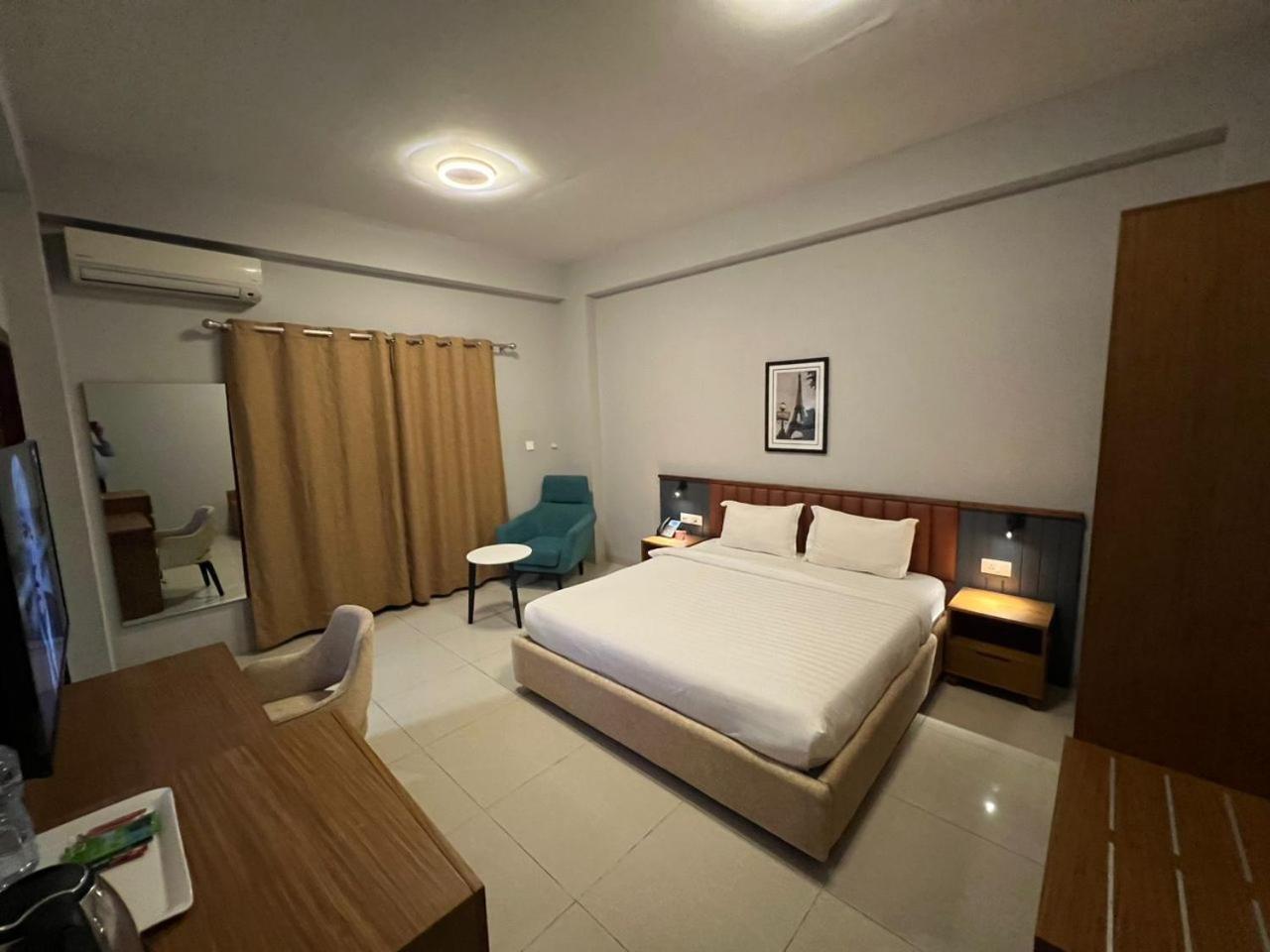 Hotel Golf Coast Kinshasa Exterior foto