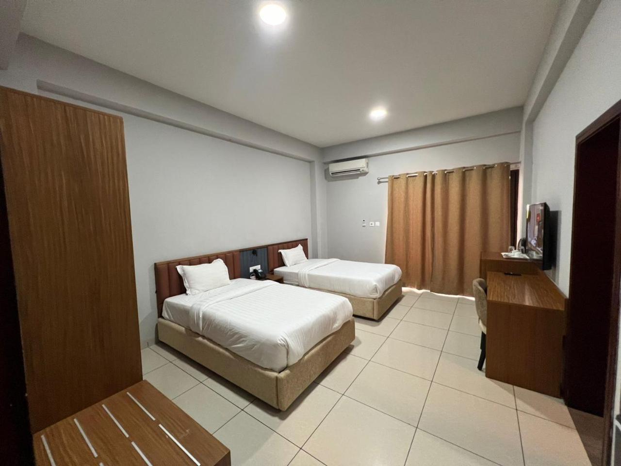 Hotel Golf Coast Kinshasa Exterior foto